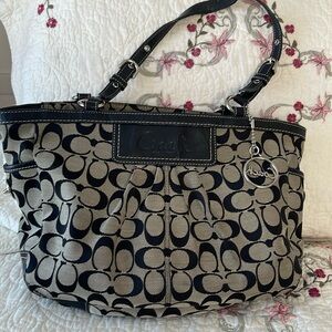 Coach Shoulder Bag